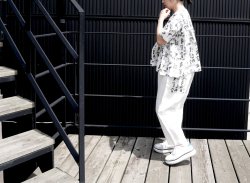 画像2: スケッチ柄ブラウス「White」